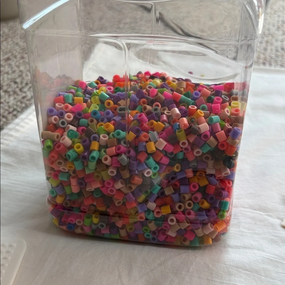 Perler Beads Go, Girl! Activity Craft Kit. Y2K